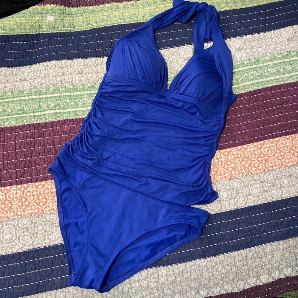 Swimsuit 🩱 Blue La Blanca halter Tankini two piece top & bottom 8 bathing suit